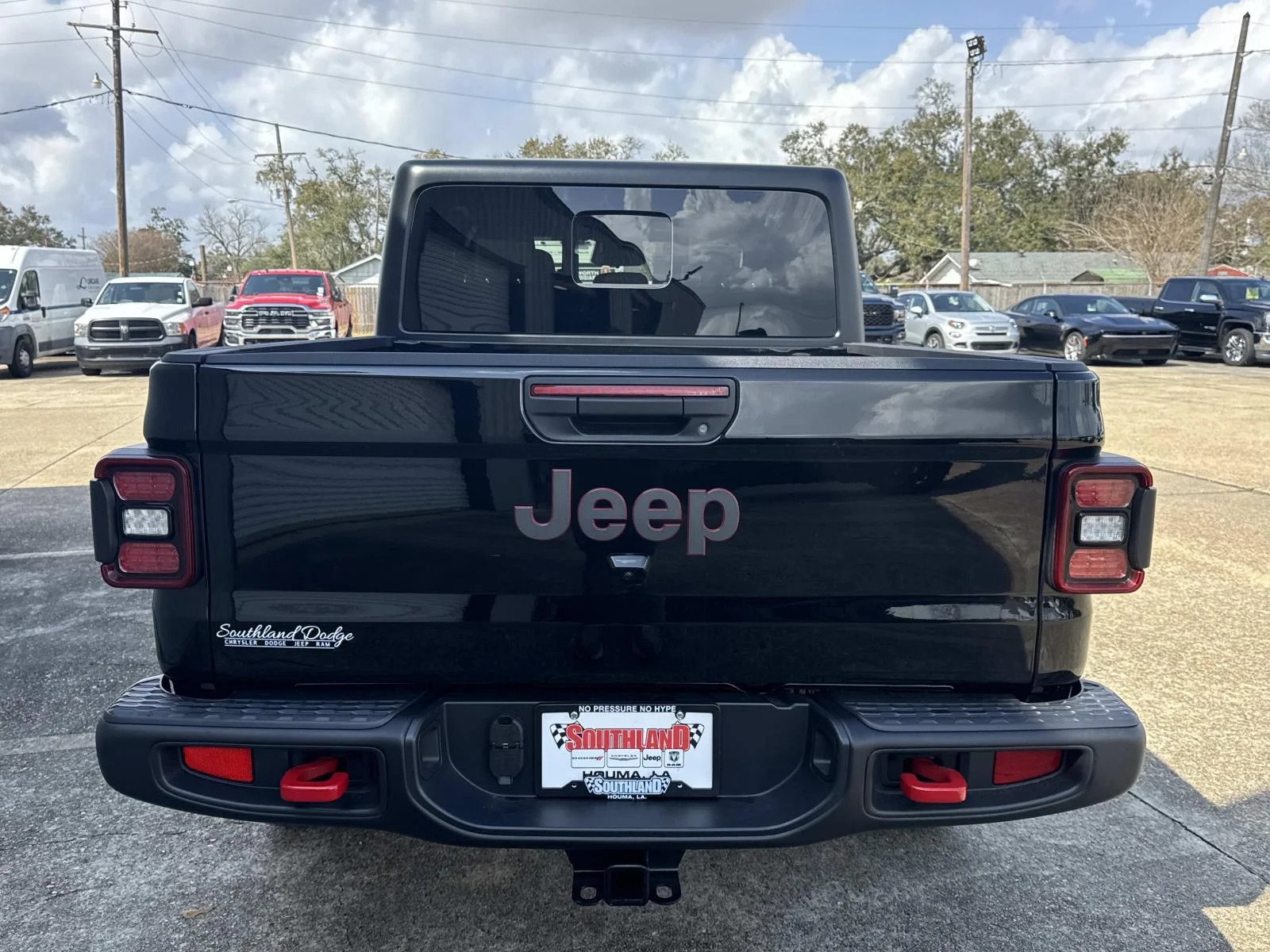 New 2026 Black Clear-Coat Exterior Paint Jeep Rubicon image 5
