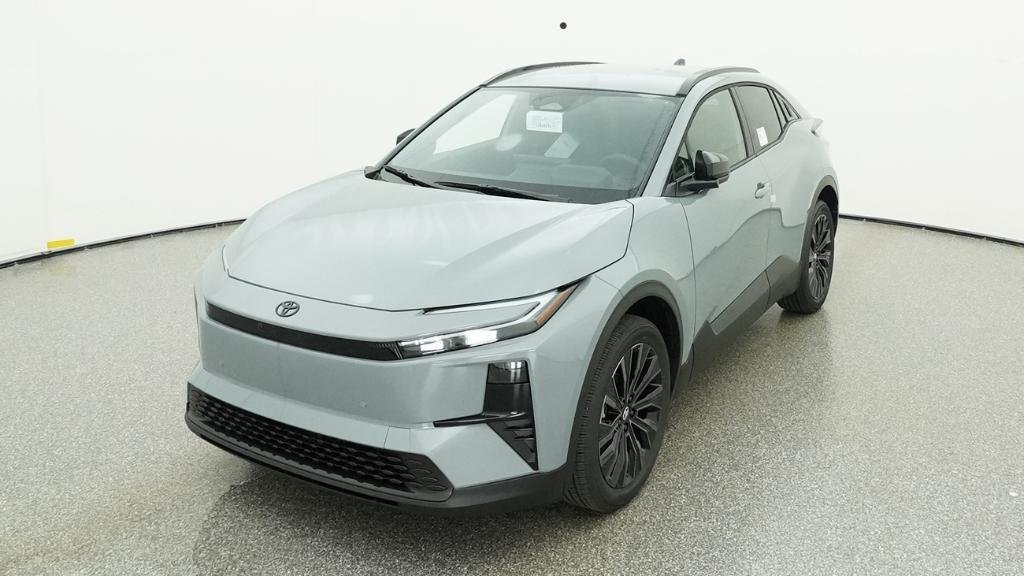 2026 Toyota C-HR XSE - Photo 38