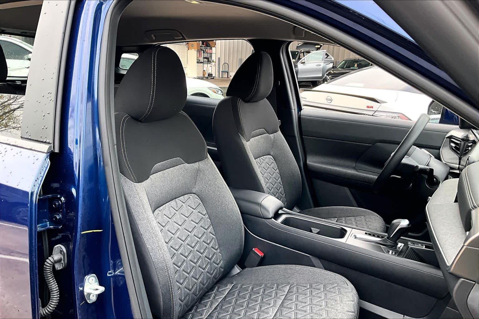 Used 2025 Deep Blue Pearl Nissan SV image 8