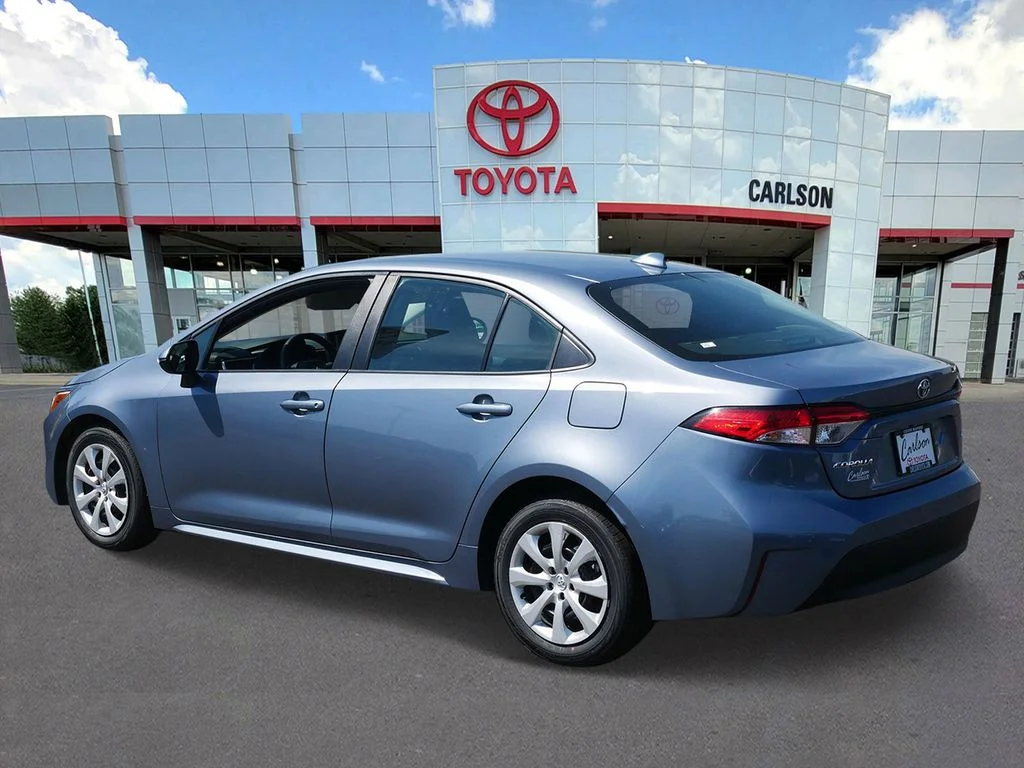 Used 2024  Toyota LE image 6