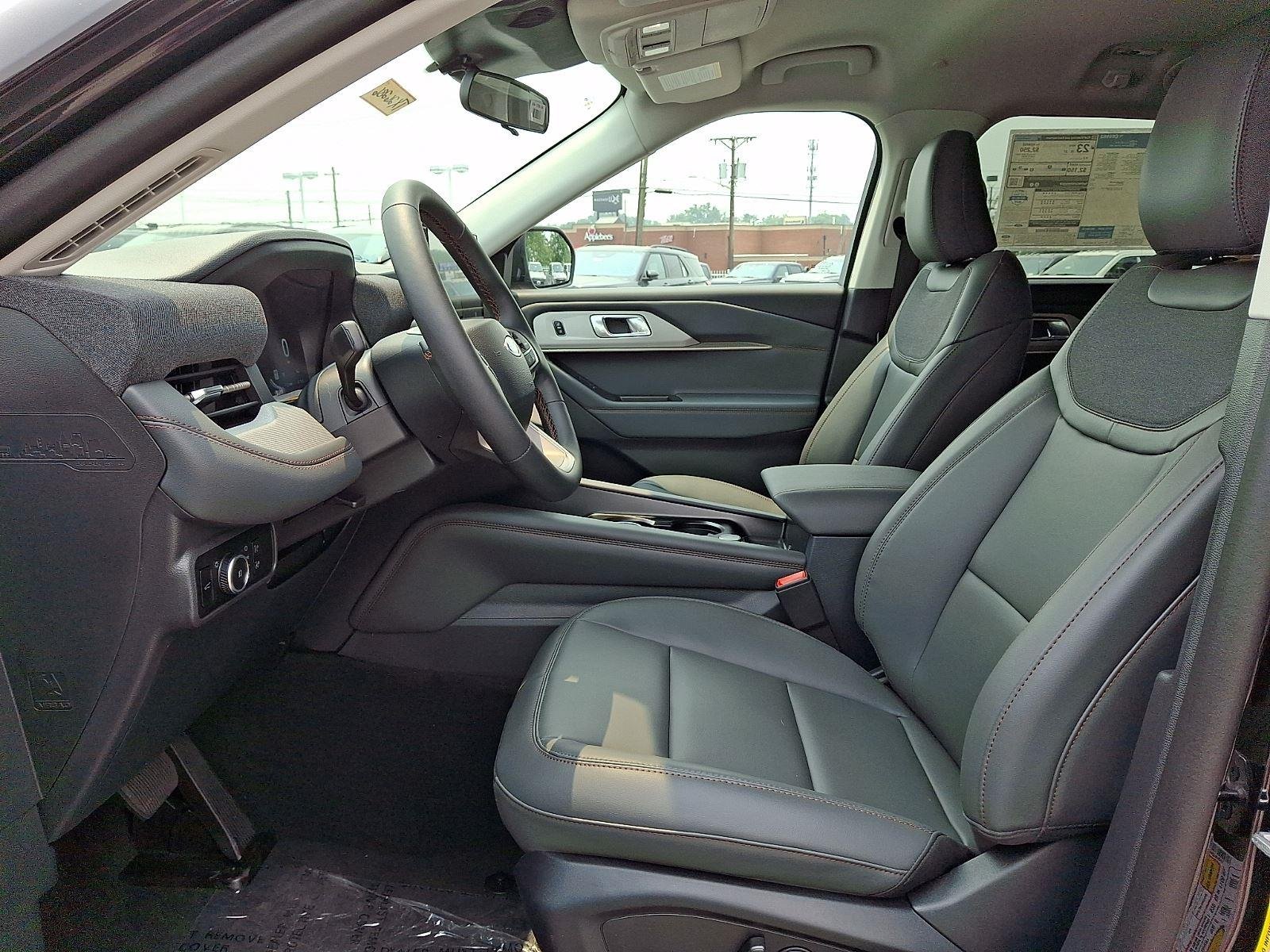 New 2026 Agate Black Metallic Ford Active image 11