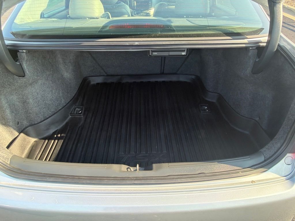 Used 2005  Acura Base image 17
