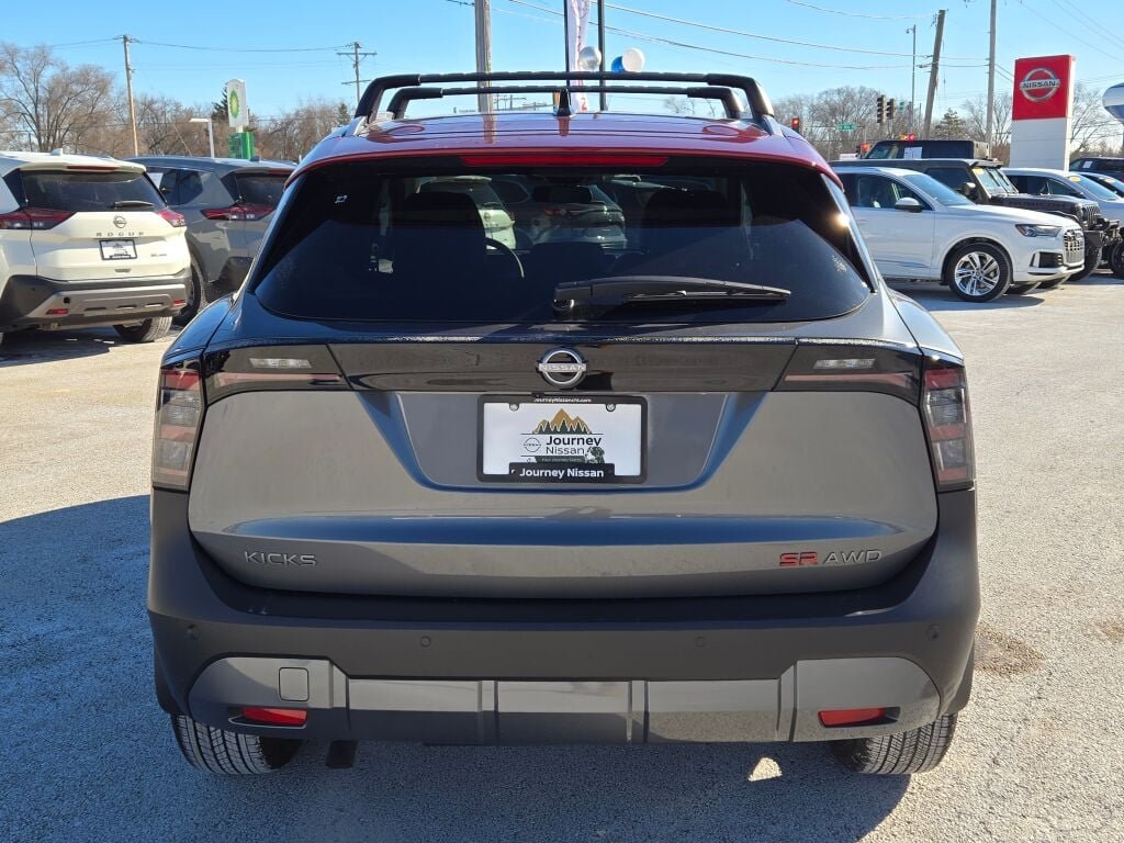 New 2026 Gun Metallic / Scarlet Ember Tintcoat Two-tone Nissan SR image 13