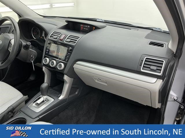 Used 2016 Ice Silver Metallic Subaru 2.5i Premium image 19