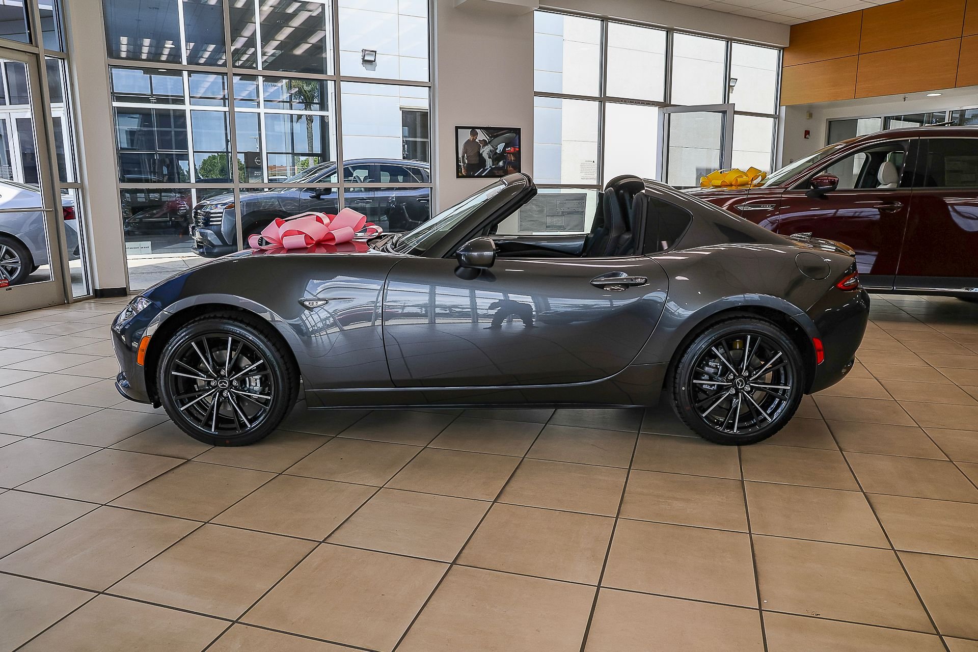 2026 Mazda MX-5 GT - Photo 6