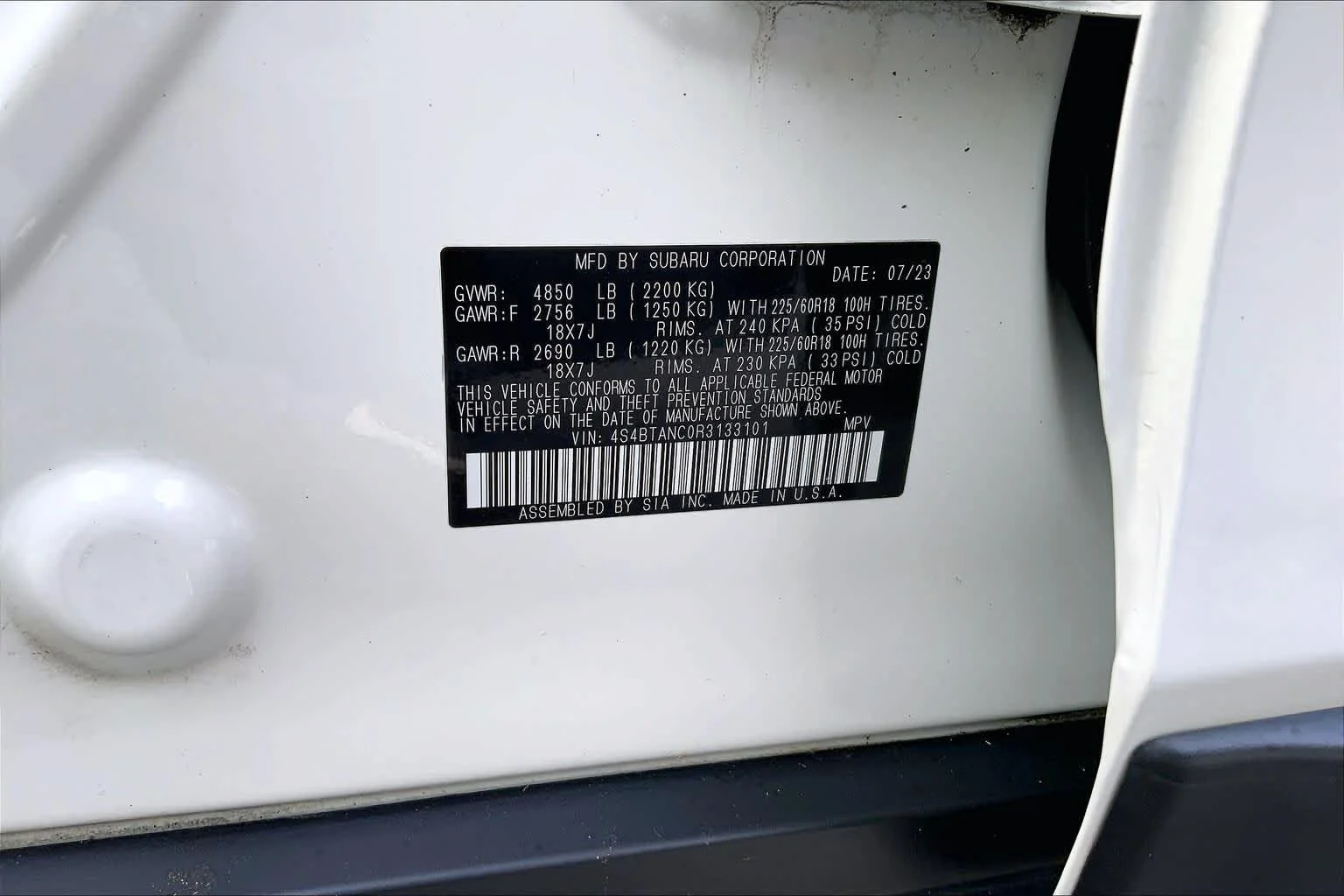 Used 2024 Crystal White Pearl Subaru Limited image 29