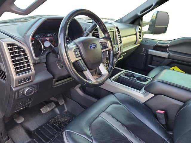 Used 2019 Black Ford Platinum image 6