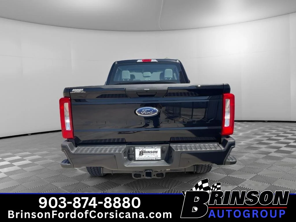 New 2026 Agate Black Metallic Ford XL image 4
