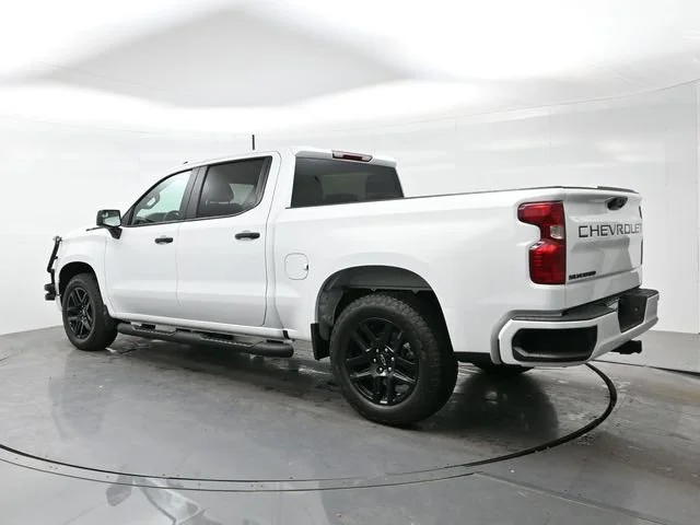 Used 2025 Summit White Chevrolet Custom image 5