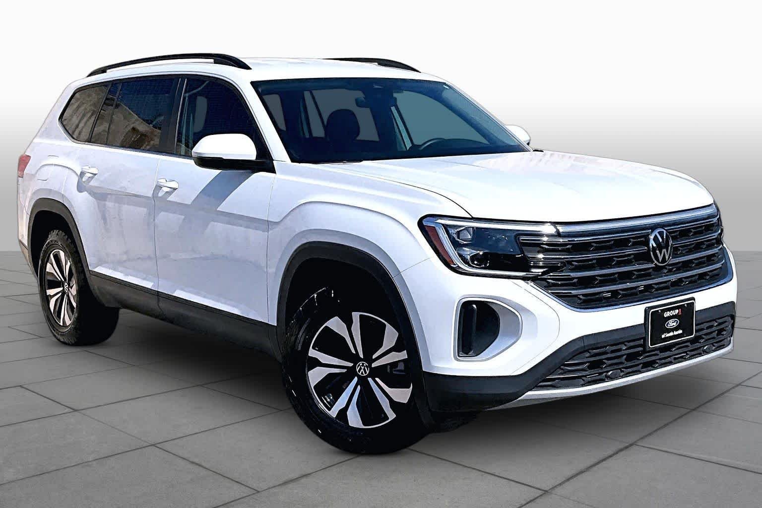 Pre-Owned 2025 Volkswagen Atlas 2.0T SE