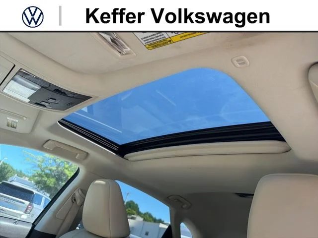 Used 2017  Lexus 350 image 21