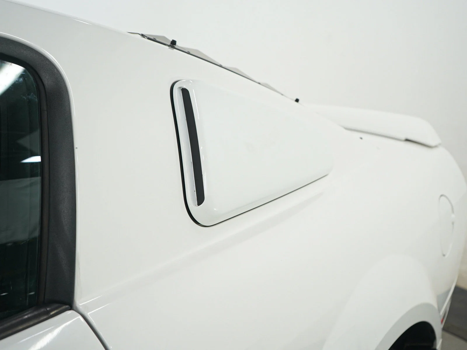 Used 2009  Ford Shelby GT500 image 12