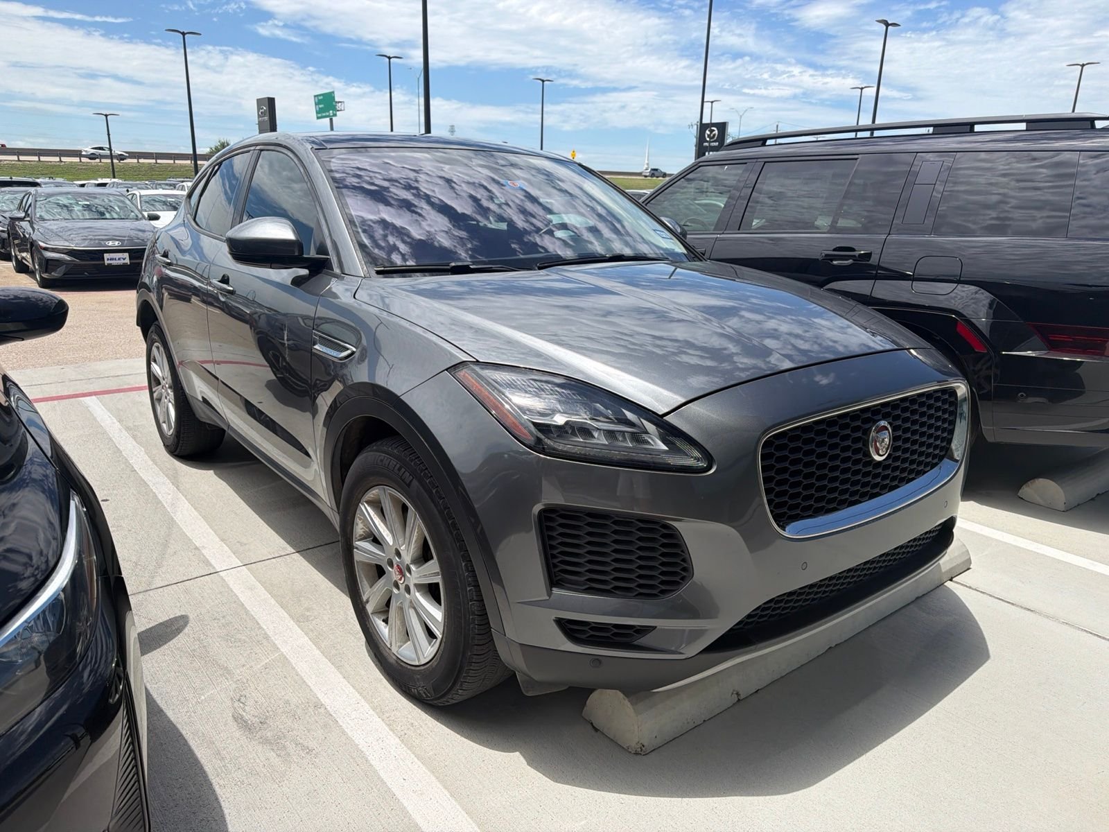 Used 2020 Corris Gray Metallic Jaguar Base image 3