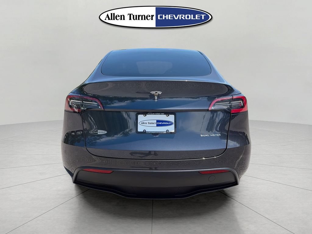 Used 2024  Tesla Long Range image 5