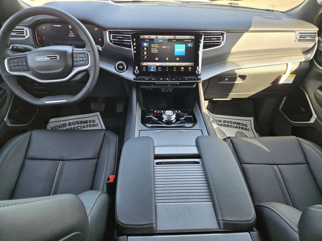 New 2026 High Gloss Black Exterior Paint Jeep Limited Reserve image 9