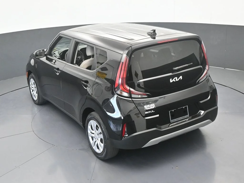 Used 2023 Fusion Black Kia LX image 36