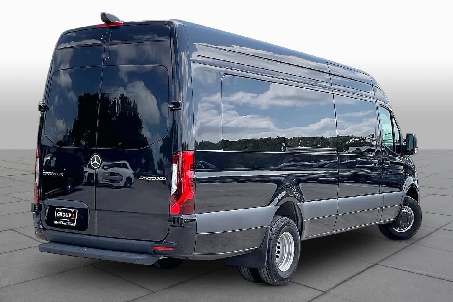 Used 2024 Jet Black Mercedes-Benz  image 13