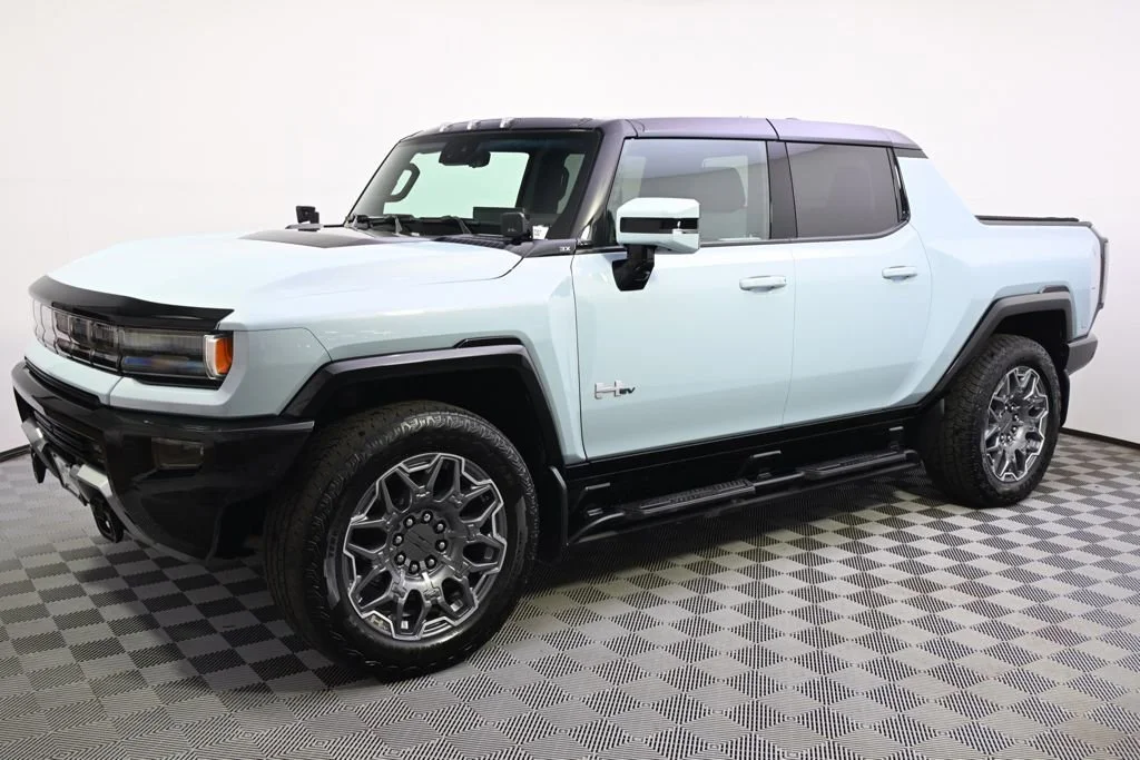 Used 2025 GMC HUMMER EV 3X with VIN 1GT40DDA0SU102082 for sale in Minneapolis, MN