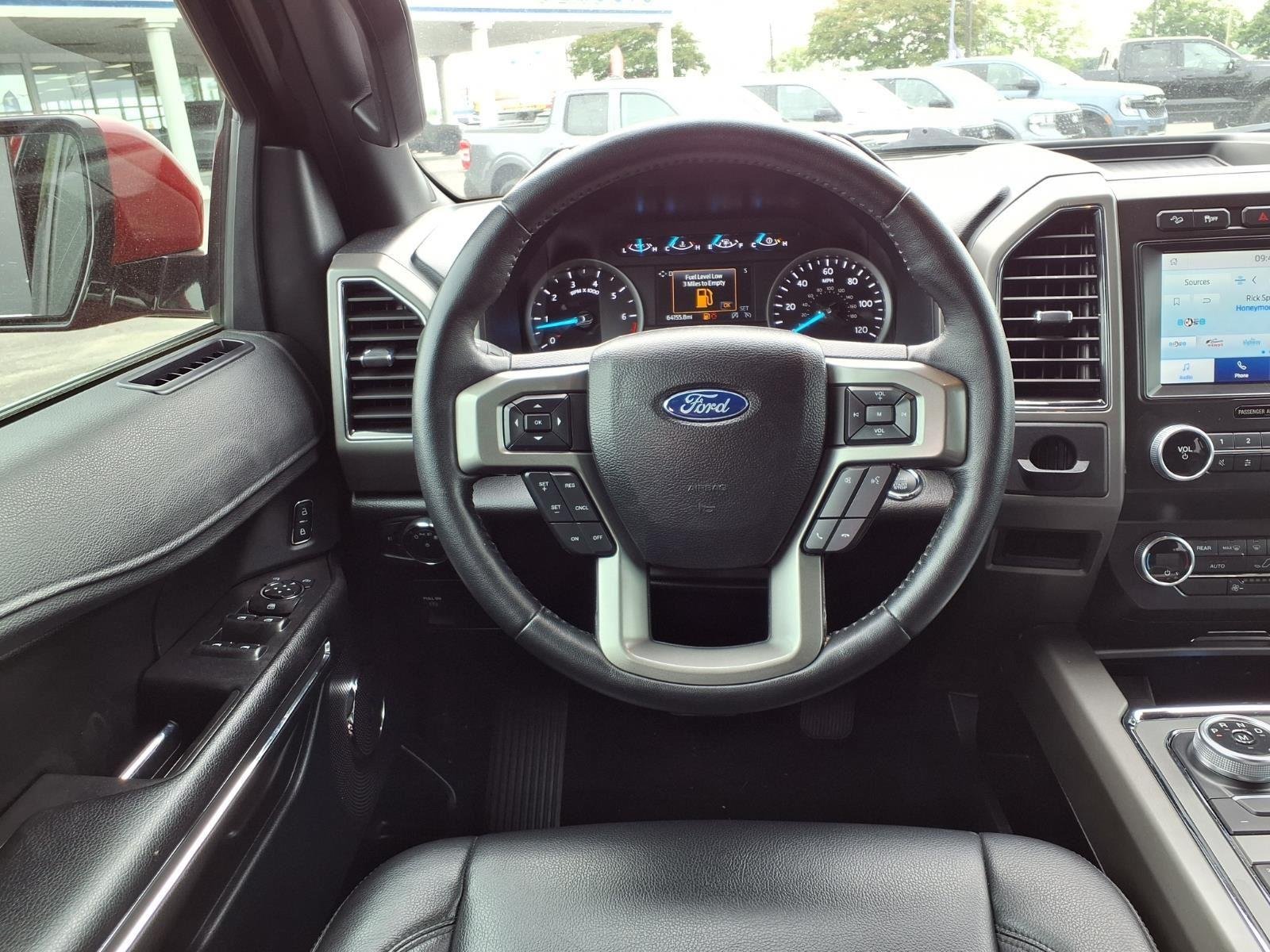 Used 2021 Rapid Red Metallic Tinted Clearcoat Ford XLT image 19