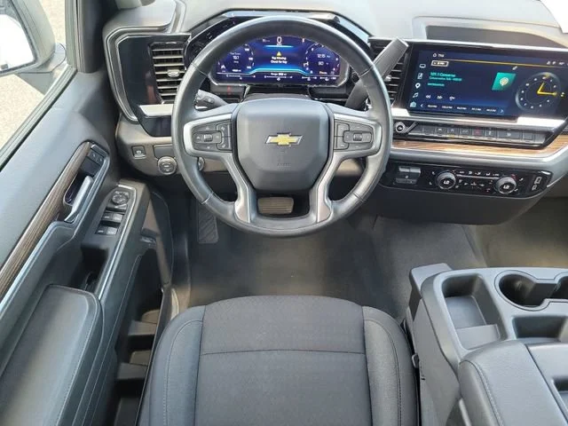 2025 Chevrolet Silverado 1500 LT - Photo 17