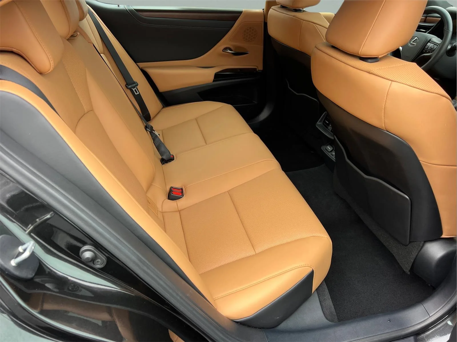Certified Used 2025 Caviar Lexus 350 image 15