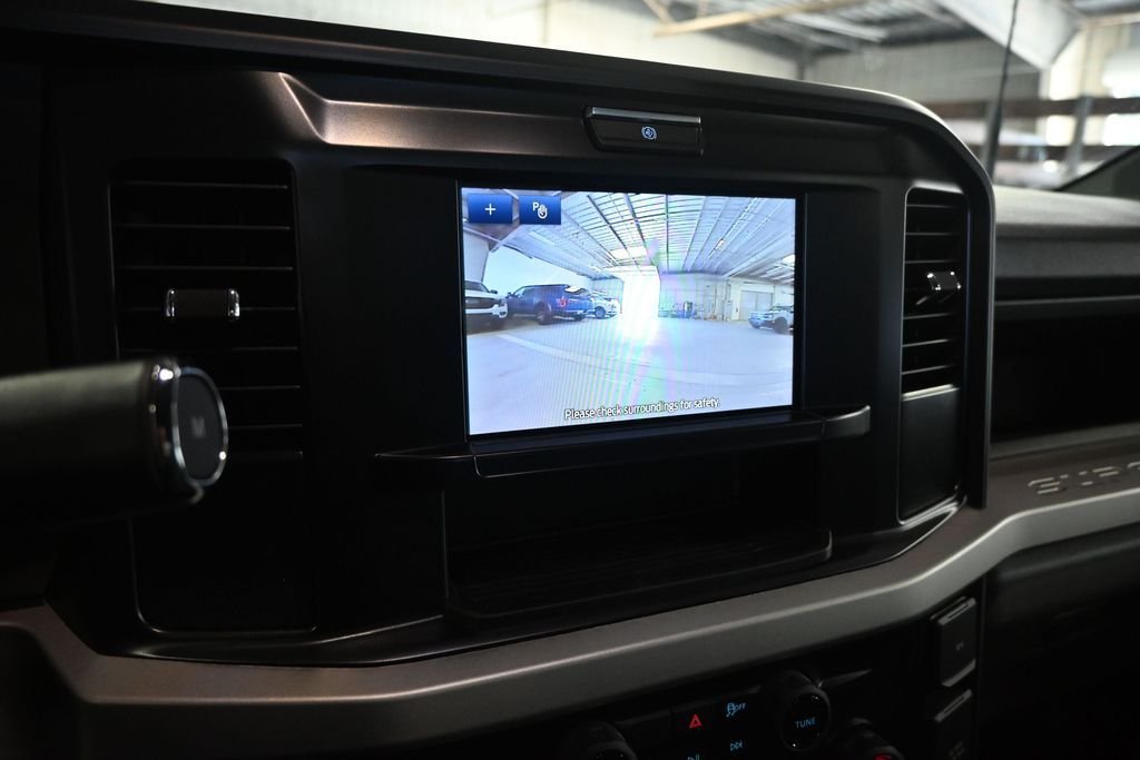2025 Ford F-550 Super Duty Chassis Cab XL - Photo 15