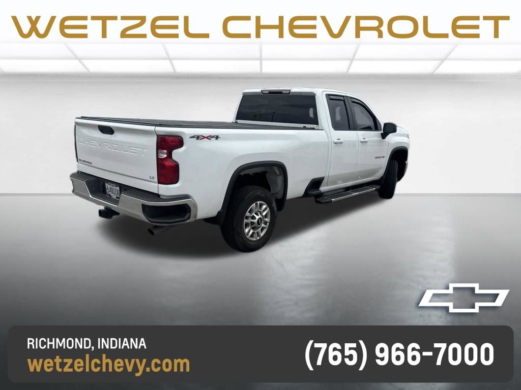 Used 2024 Summit White Chevrolet LT image 5