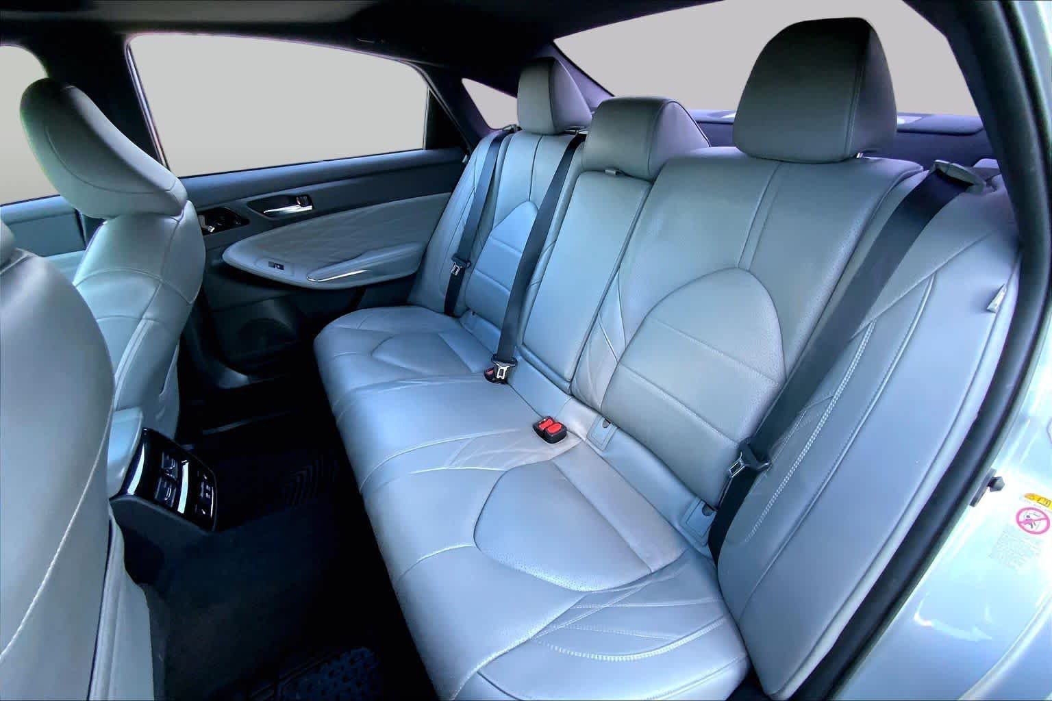 Used 2019 Celestial Silver Metallic Toyota Hybrid Limited image 20