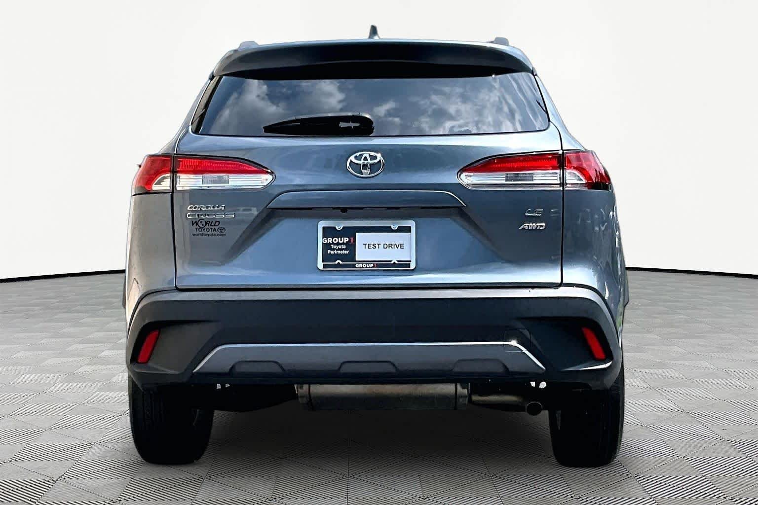 Used 2022 Celestite Toyota LE image 5