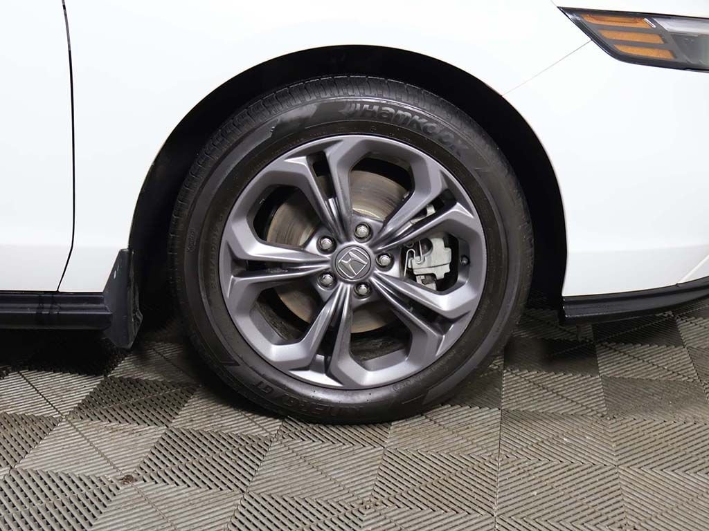 2024 Honda Accord Hybrid EX-L - Photo 22