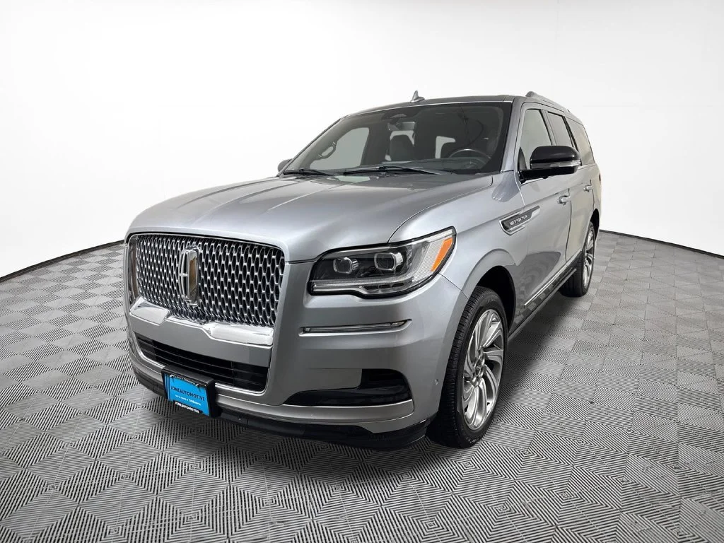 2022 Lincoln Navigator