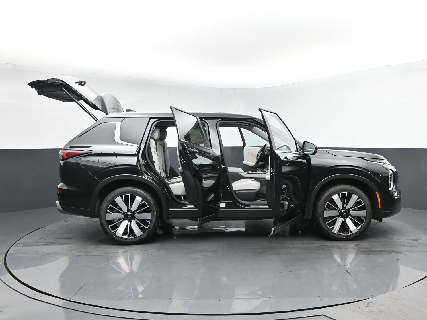 New 2026 Black Diamond Mitsubishi SE 1.5T 2WD image 27