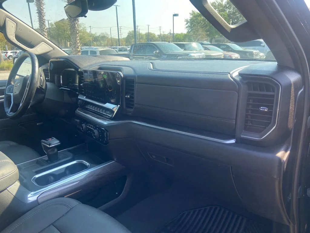 Used 2024 Black Chevrolet LTZ image 17