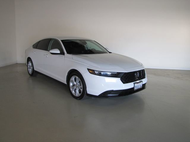 Certified Used 2025 Platinum White Pearl Honda LX image 32