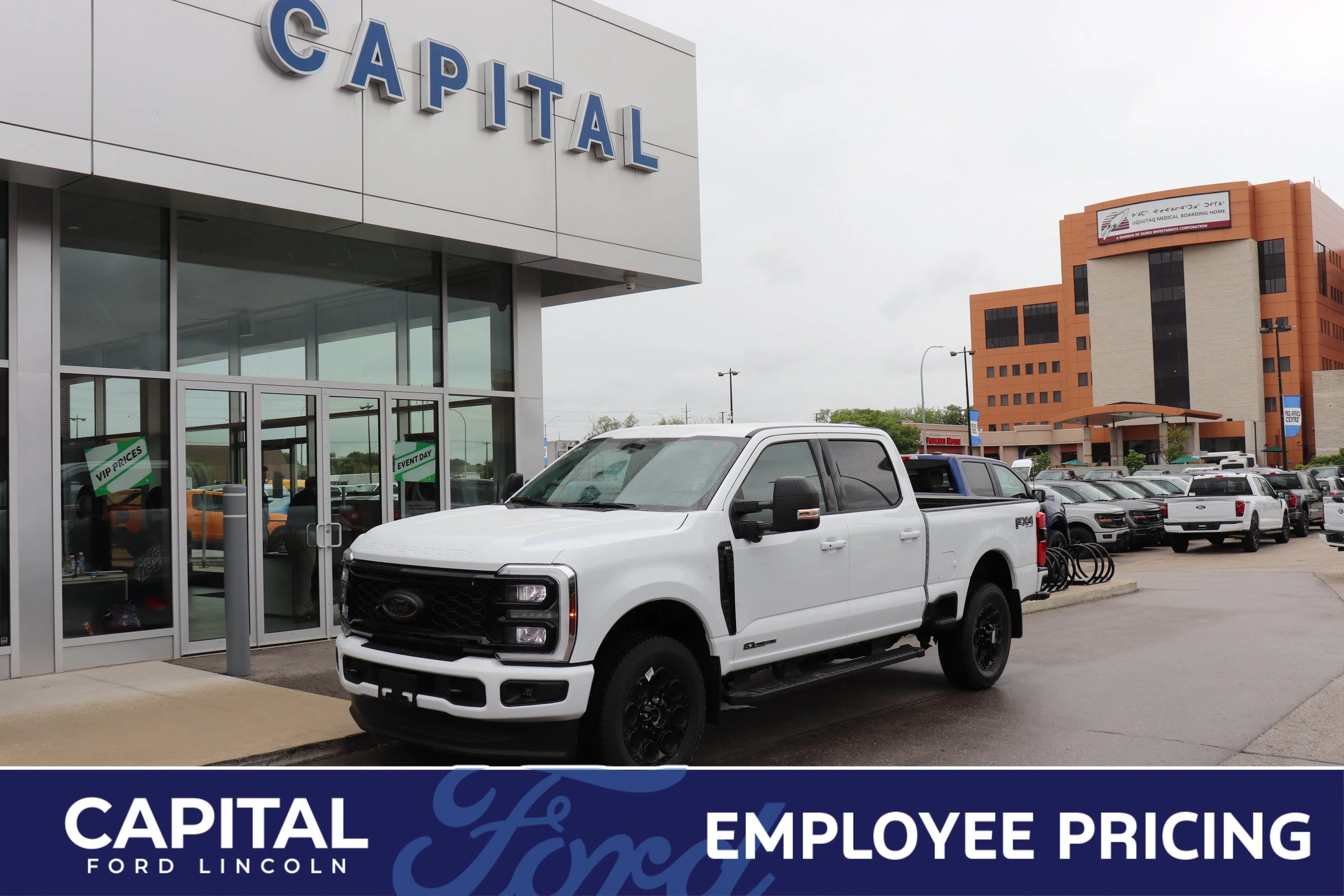 New 2026 OXFORD WHITE Ford XLT image 1