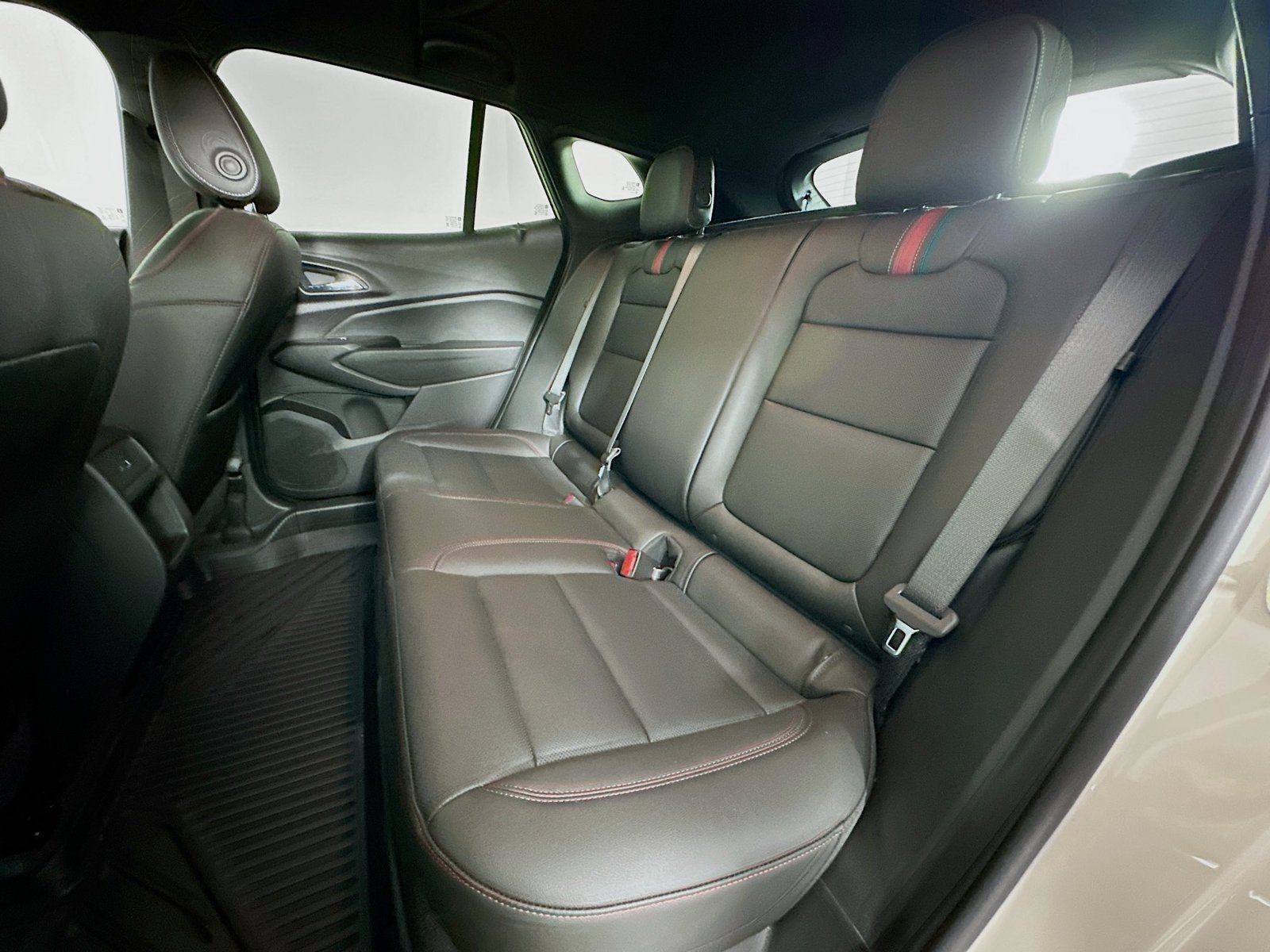 Used 2026 White Sands Chevrolet 2RS image 23
