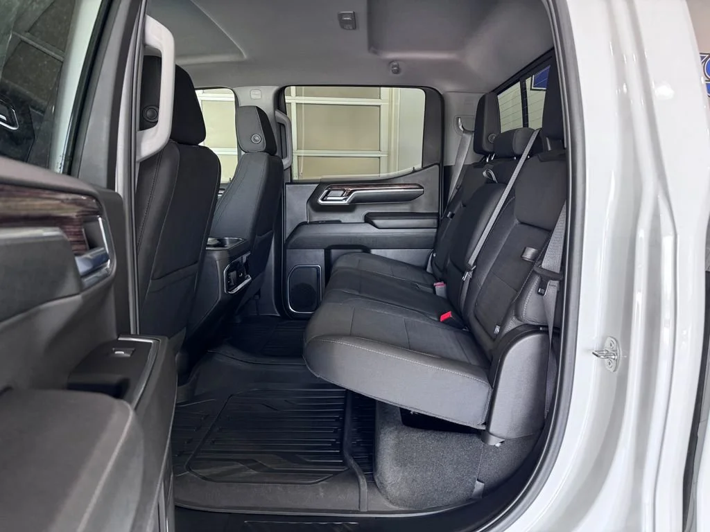 Certified Used 2024 Summit White GMC Elevation image 14