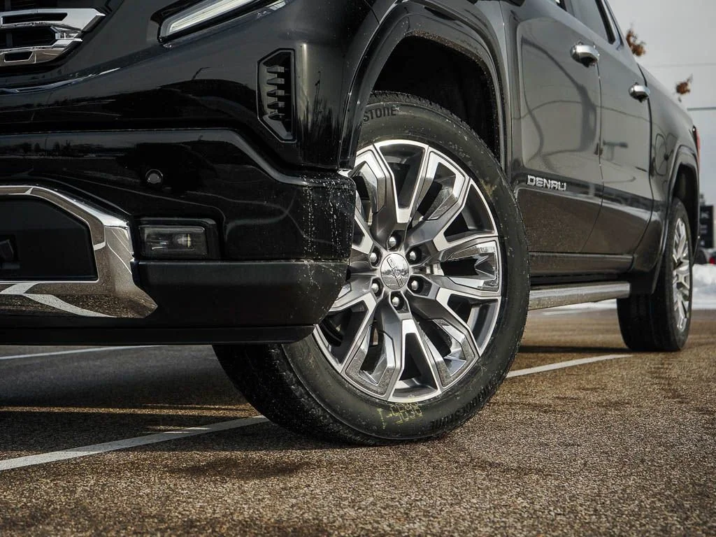 New 2026 Onyx Black GMC Denali image 5