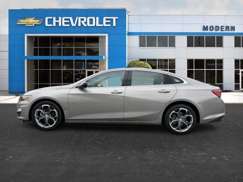 Used 2024 Mineral Gray Metallic Chevrolet LT image 2