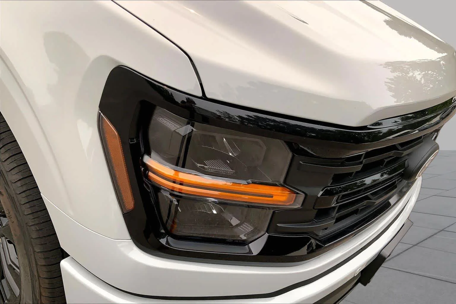 New 2026 Avalanche Ford XLT image 16