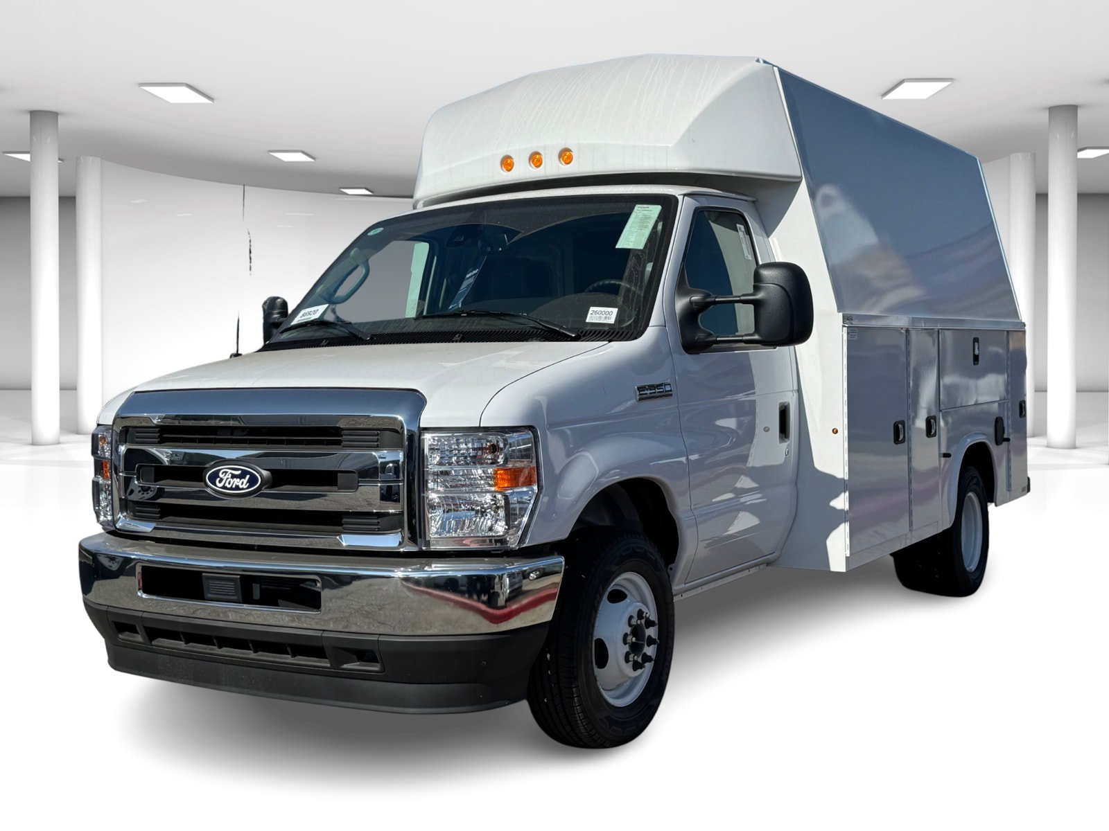 2026 Ford E-Series Cutaway Base - Photo 2