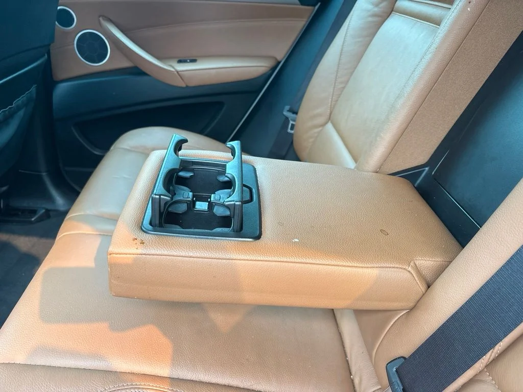 Used 2014 Alpine White BMW xDrive50i image 19