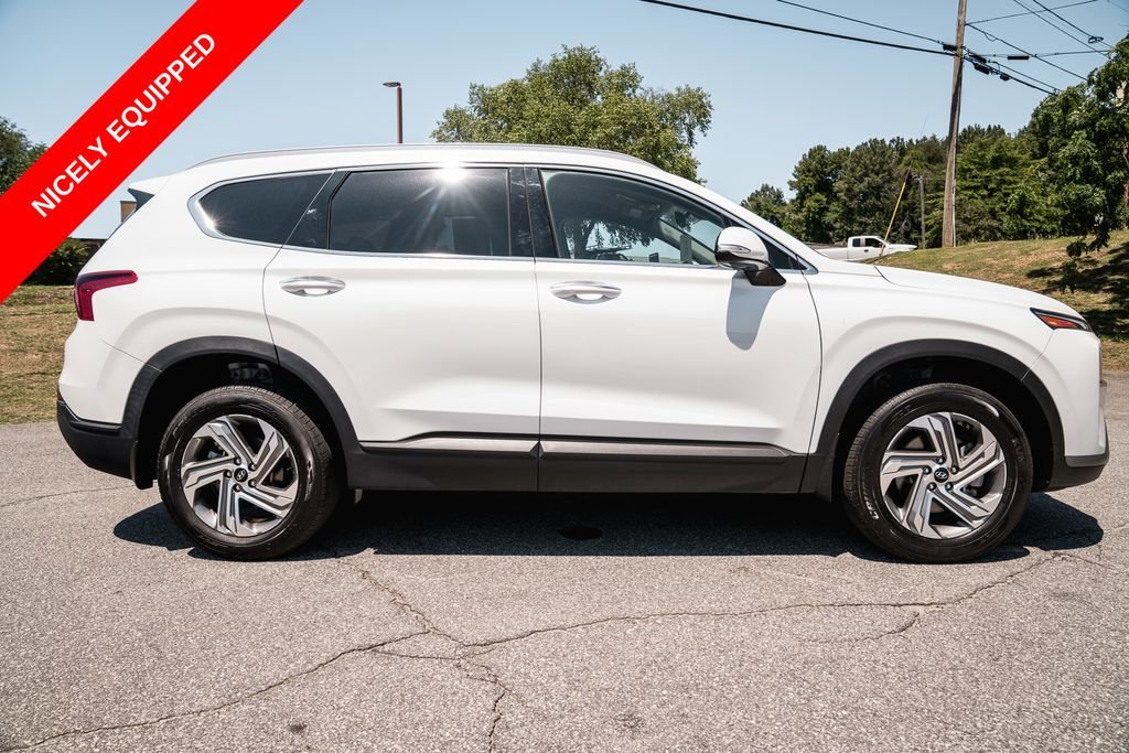 Used 2023 White Pearl Hyundai SEL image 9