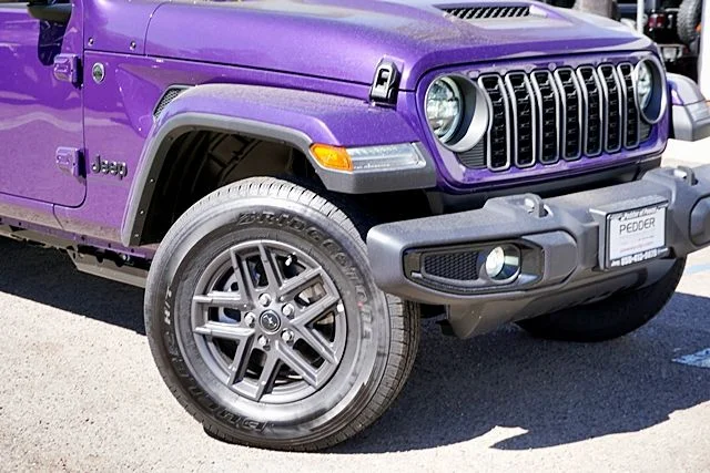 New 2026 Reign Jeep Sport S image 3