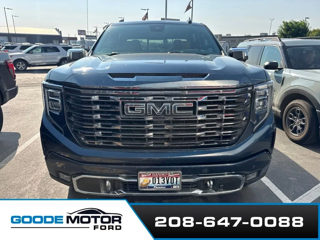 Used 2023 Pacific Blue Metallic GMC Denali Ultimate image 1