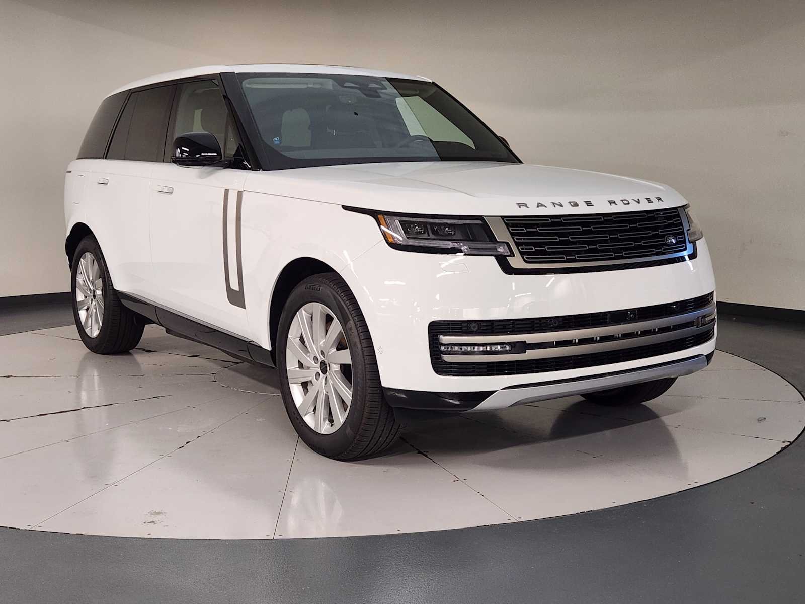 2026 Land Rover Range Rover SE - Photo 7