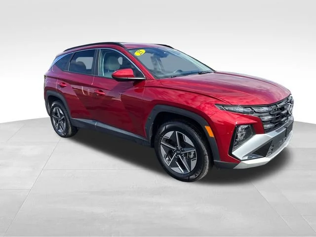 Used 2025 Red Hyundai SEL image 8