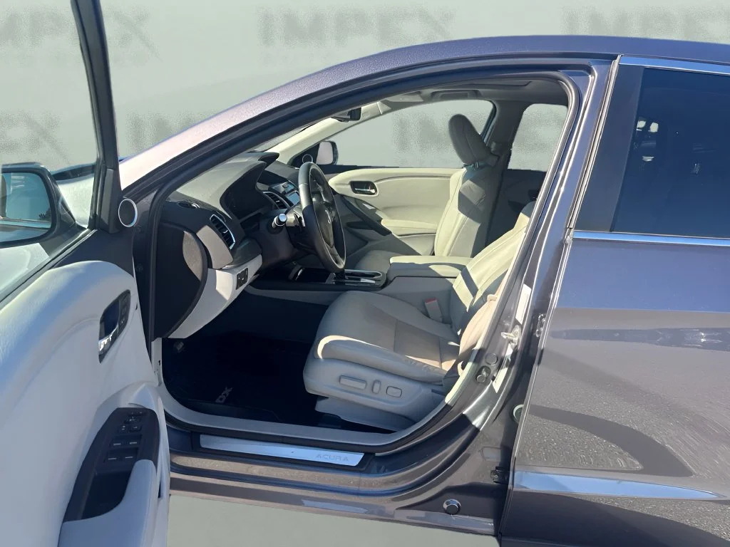 Used 2018 Silver Acura Advance Package image 9