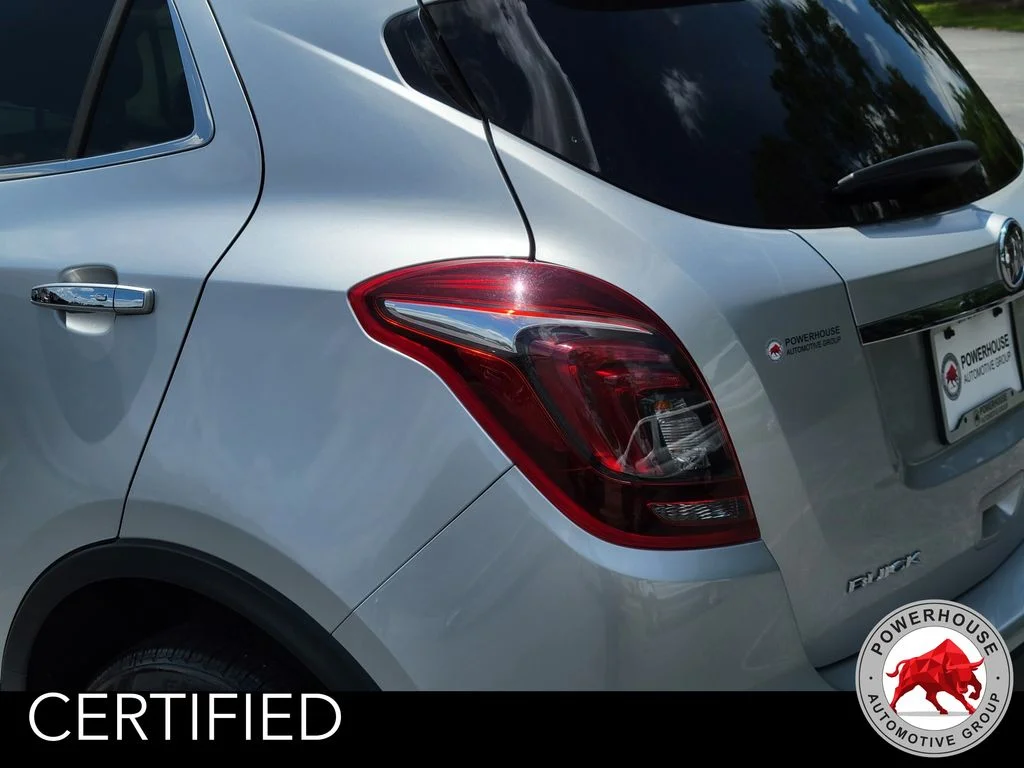 Used 2018 Silver Buick Preferred image 13