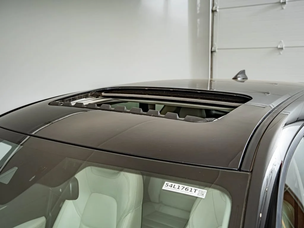 Used 2018 Jet Black Mica Mazda Grand Touring image 17